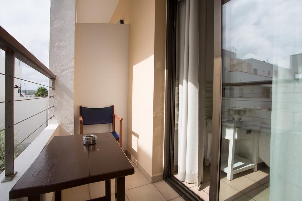 Hotel Bahia La Savina  Luaran gambar