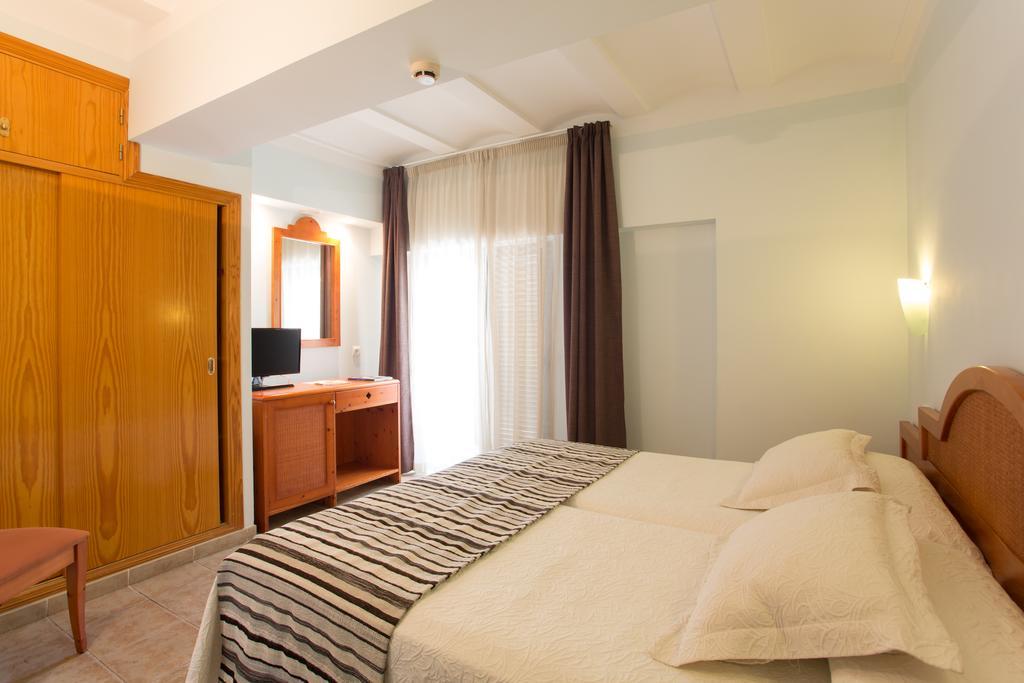 Hotel Bahia La Savina  Luaran gambar