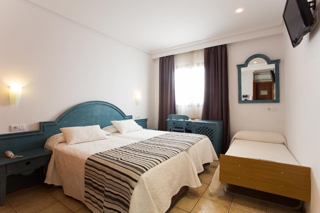 Hotel Bahia La Savina  Luaran gambar