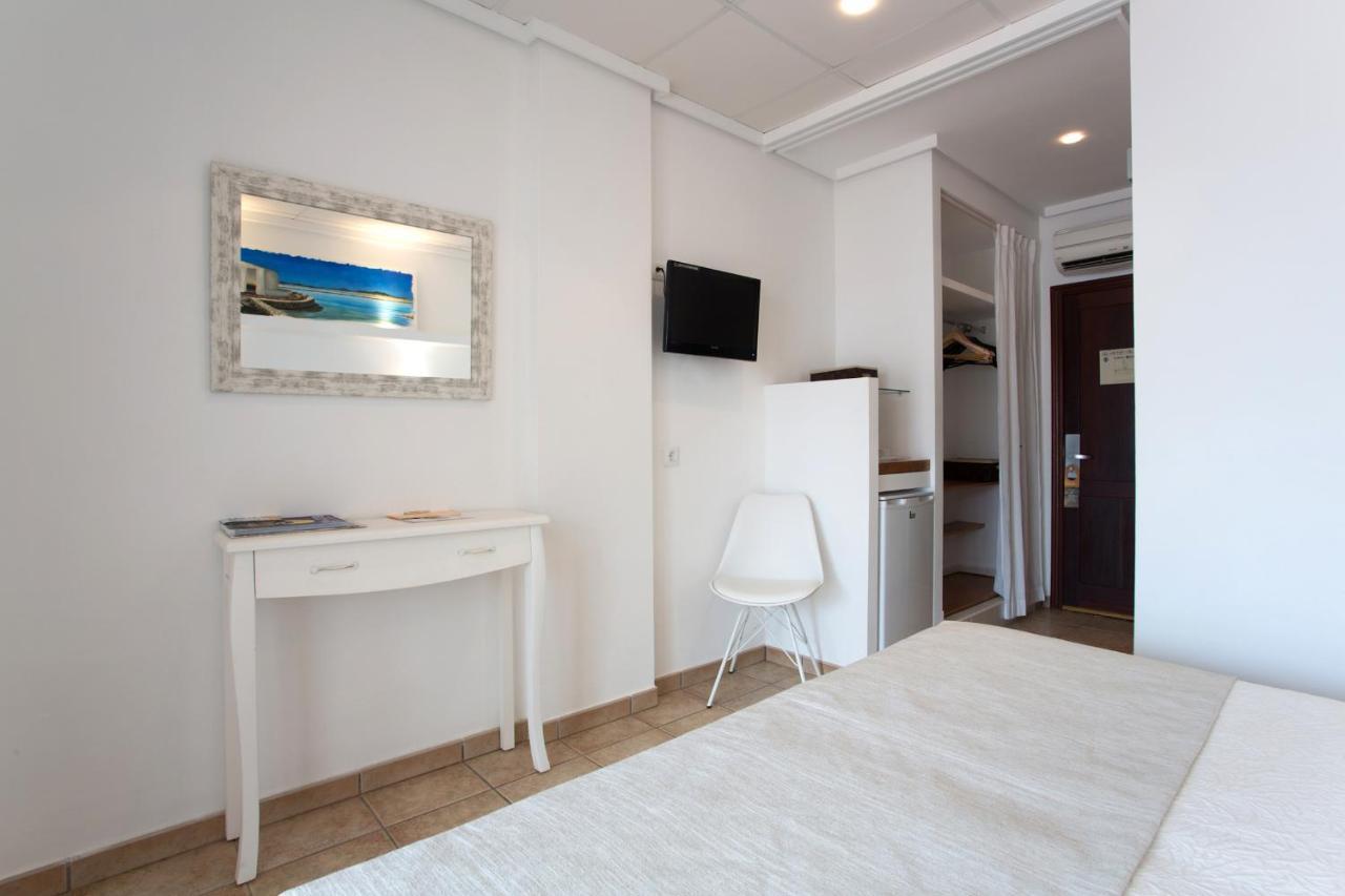 Hotel Bahia La Savina  Luaran gambar