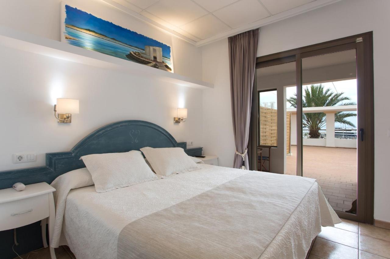 Hotel Bahia La Savina  Luaran gambar